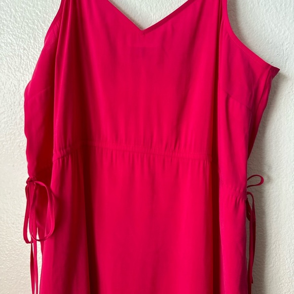 Universal Thread Hot or Cami Tank Large Dress
BNWT - Picture 8 of 8